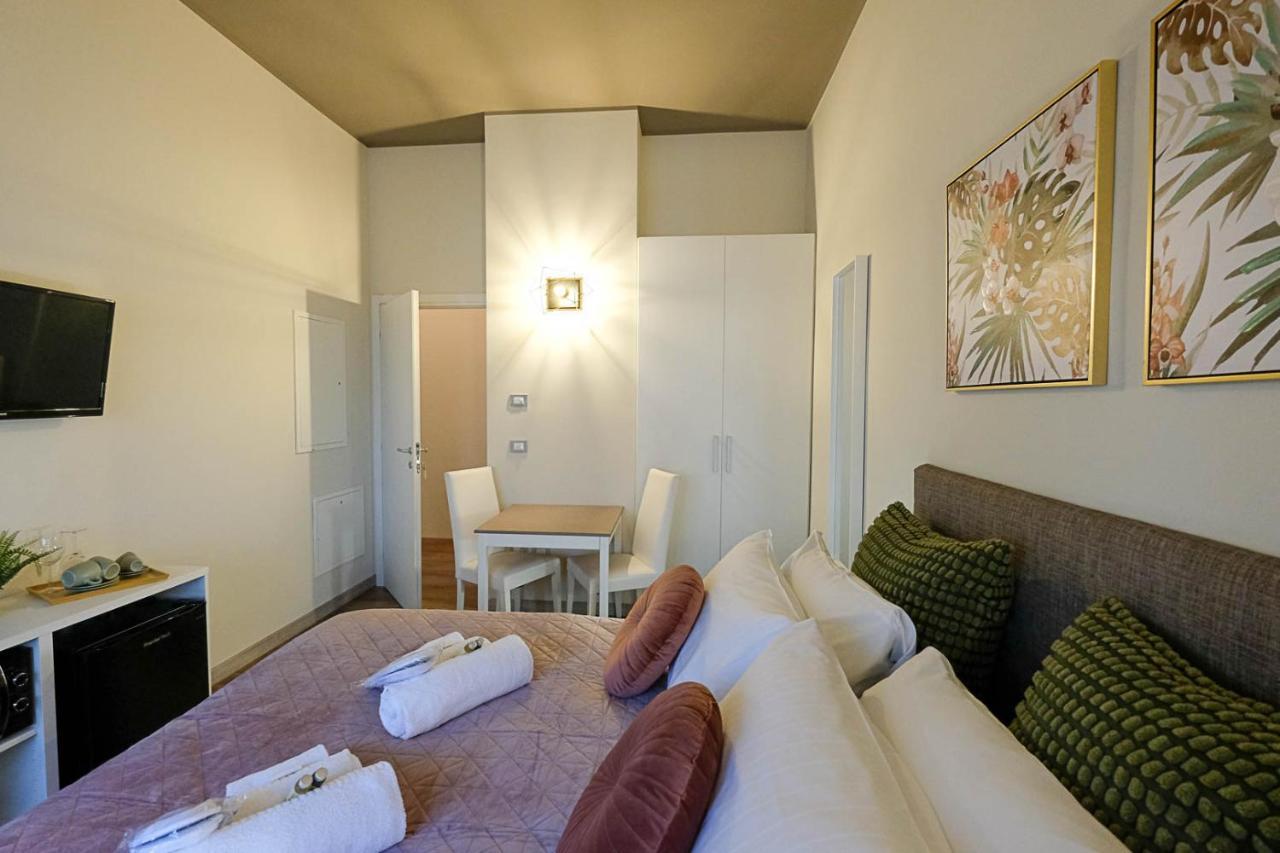 Verona Suites And Rooms 外观 照片